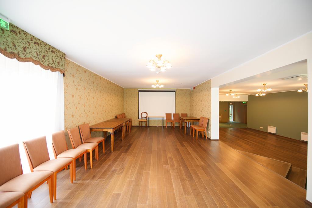 רקבר Villa Hotel Theresa מראה חיצוני תמונה