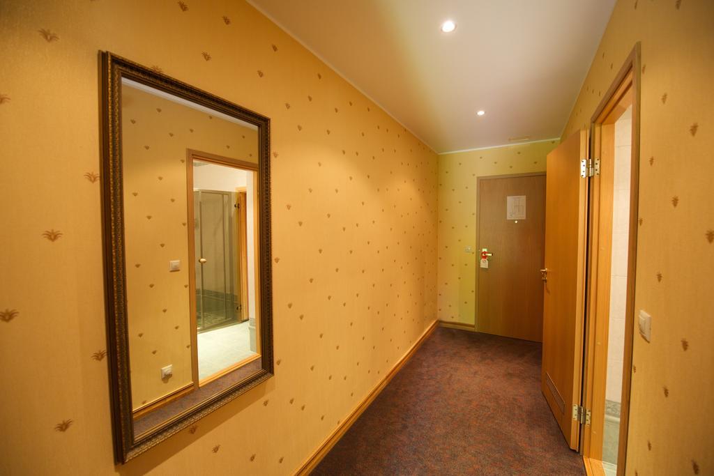 רקבר Villa Hotel Theresa חדר תמונה